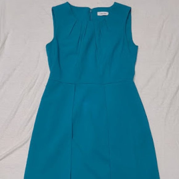 CALVIN KLEIN TEAL SLEEVELESS DRESS, PLEATED NECKLINE, OVERLAPPING SKIRT PANELS 6 - Picture 1 of 11